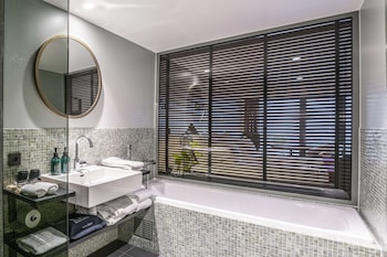 Deluxe Double Room, Balcony