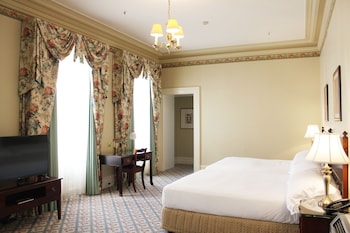 Premier Family Room