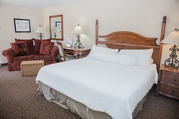 Deluxe Room, 1 King Bed