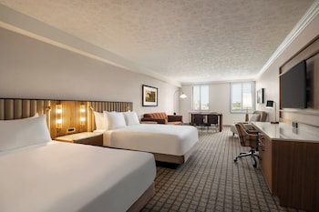 Premium Room, 2 Queen Beds, Accessible (Communications)