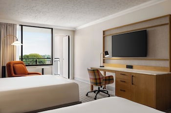 Standard Room, 2 Queen Beds, Balcony