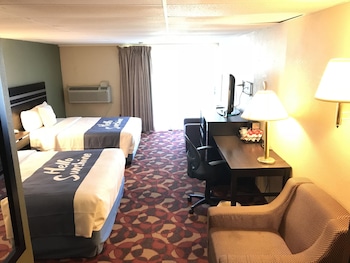 Room, 2 Queen Beds, Accessible, Non Smoking