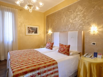 Classic Double or Twin Room