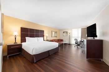 Studio Suite, 1 King Bed, Non Smoking
