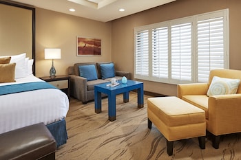 Superior Room, 1 King Bed with Sofa bed