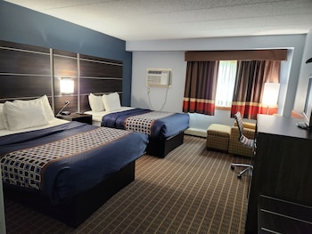 Standard Double Room, 2 Queen Beds, Accessible
