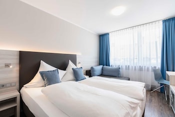 Double Room (with extra bed)
