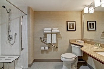 Standard Room, 1 Queen Bed, Accessible (Communications)