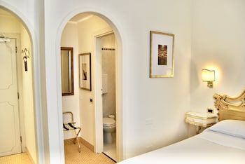Superior Room, Canal View
