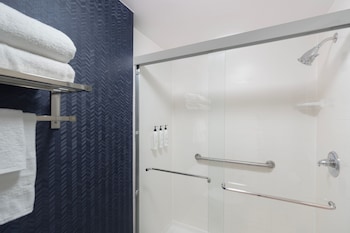 Room, 2 Queen Beds, Hearing Accessible