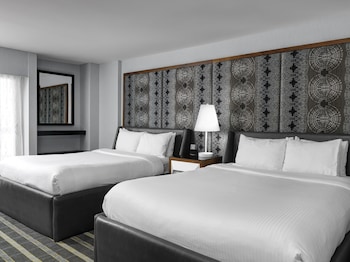 Luxury Room, 2 Queen Beds, Balcony