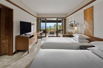 Club Room, 2 Twin Beds, Ocean View