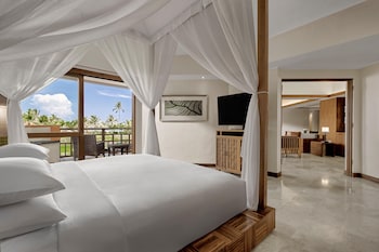 Grand, Executive Suite, 1 King Bed