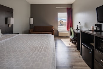 Standard Room, 1 King Bed, Non Smoking