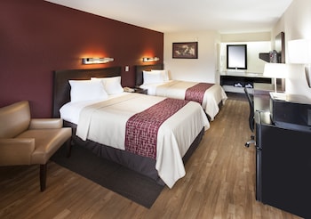 Deluxe Room, 2 Double Beds (Smoke Free)