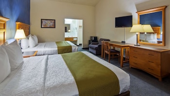 Standard Room, 2 Queen Beds, Smoking