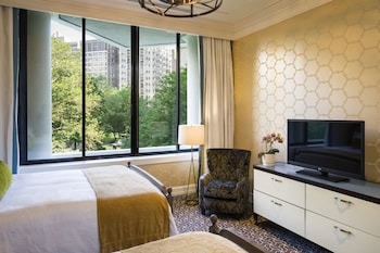 Deluxe Room, 2 Queen Beds, City View
