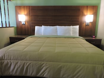 Suite, 1 King Bed, Smoking, Refrigerator & Microwave
