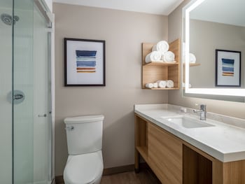 Standard Suite, Kitchen