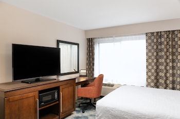 Standard Room, 1 Queen Bed