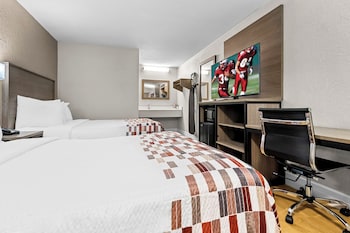 Deluxe Room, 2 Double Beds (Smoke Free)