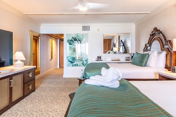 Standard Room, 2 Queen Beds, Ocean View