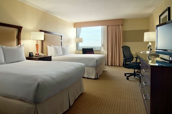 Executive Room, 2 Double Beds, Accessible, Bathtub (Mobility/Hearing)