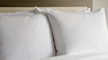 Signature Room, 1 King Bed, City View