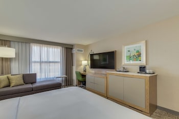 Room, 1 King Bed, Accessible (Hearing)