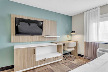 Executive Suite, 1 King Bed, Non Smoking (1 King Bed)