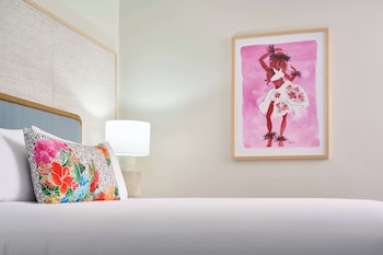 Signature Room, 1 King Bed, Oceanfront