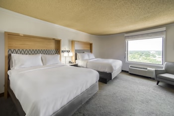 Standard Room, 2 Queen Beds, City View