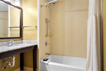 Business Room, 2 Queen Beds, Accessible, Non Smoking