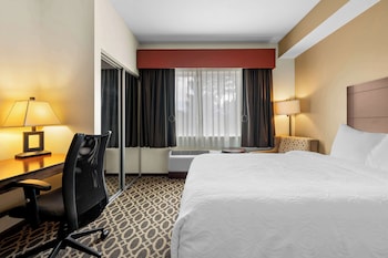 Business Room, 2 Queen Beds, Accessible, Non Smoking
