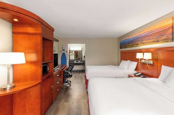 Room, 2 Queen Beds, Non Smoking