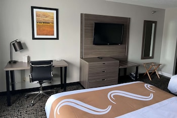 Standard Room, 2 Queen Beds, Non Smoking