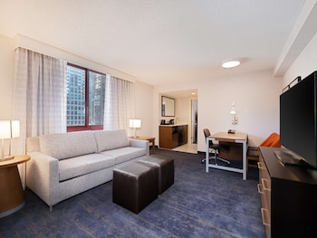 Suite, City View, Corner (2 Double Beds & 1 Sofabed)