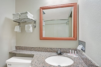 Studio Suite, 1 King Bed, Non Smoking