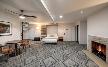 Signature Loft, 1 Bedroom, Balcony, Golf View