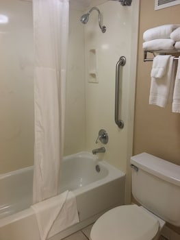 Standard Room, 2 Queen Beds, Non Smoking