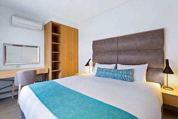 3-bedroom apartment
