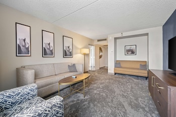 Suite, 2 Bedrooms, Non Smoking (1 King Bed)