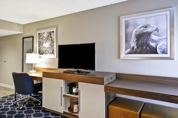 Room, 2 Queen Beds, Non Smoking (Shower Only)