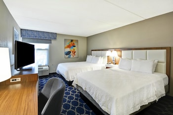 Room, 2 Queen Beds, Non Smoking (Shower Only)