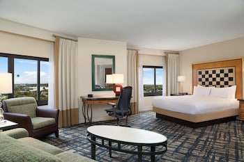 Junior Suite, 1 King Bed with Sofa bed, Bathtub