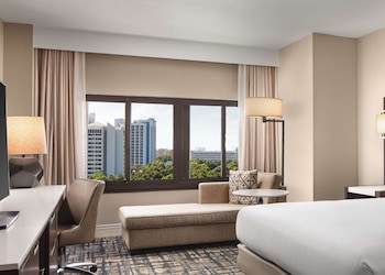 Room, 1 King Bed, Hearing Accessible (Hearing)