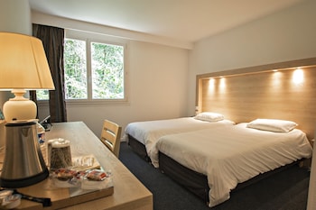 Superior Room, Multiple Beds (1 double and 1 single bed)