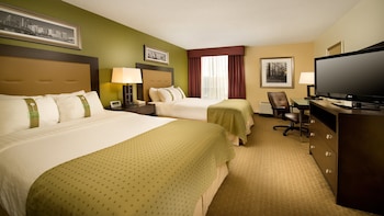 Standard Room, 2 Double Beds, Mountain View