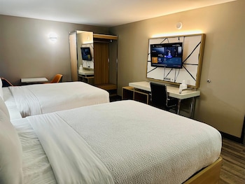 Superior Room, 2 Queen Beds, Non Smoking