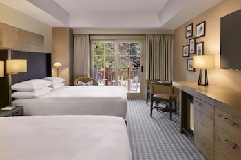 Room, 2 Queen Beds, Balcony